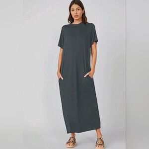 Elegant Black Maxi Dress